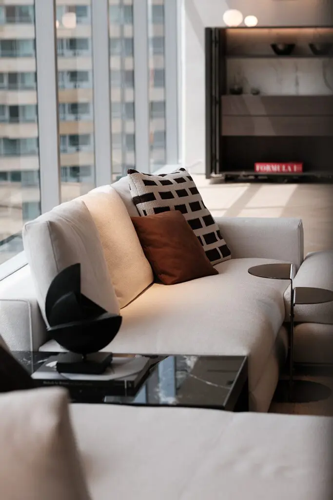 Atravesar un túnel para hacer un viaje a otro mundo