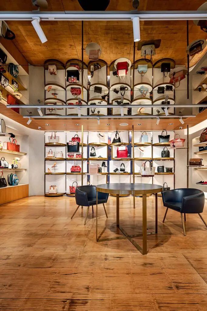 Así es la tienda mario hernández, con un diseño que invita a descubrir