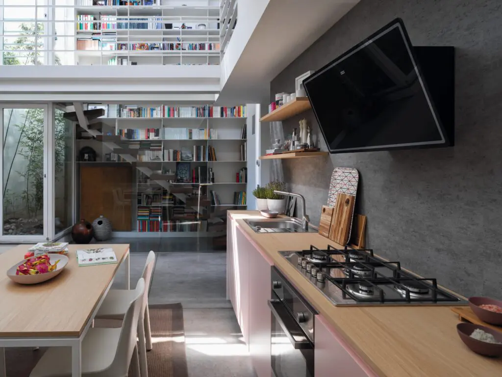 Los electrodomésticos en acero negro son una tendencia que busca dar vida a las cocinas