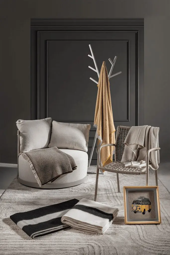 Texturas que abrazan: las mantas como protagonistas de la decoración Diseño de mantas pata decoración de espacios
