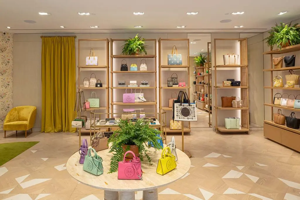 El encanto del diseño de la ‘boutique’ tory burch en bogotá El encanto del diseño de la ‘boutique’ tory burch en bogotá