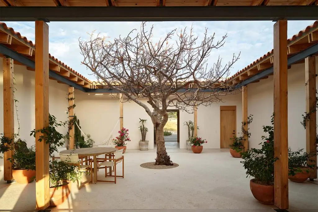 Una casa hecha para disfrutar del tiempo y la quietud