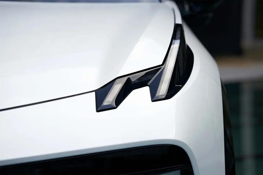 Diseño para futuro: así es el suv eléctrico zeekr x