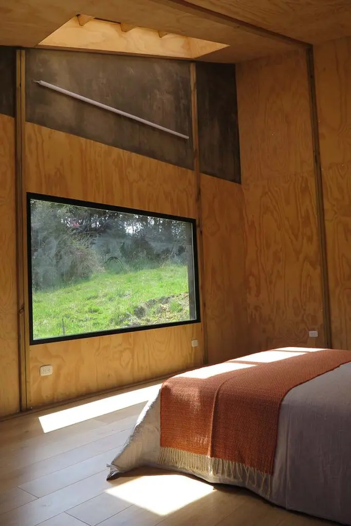 Una casa ecológica con una arquitectura inspirada en el paisaje del páramo