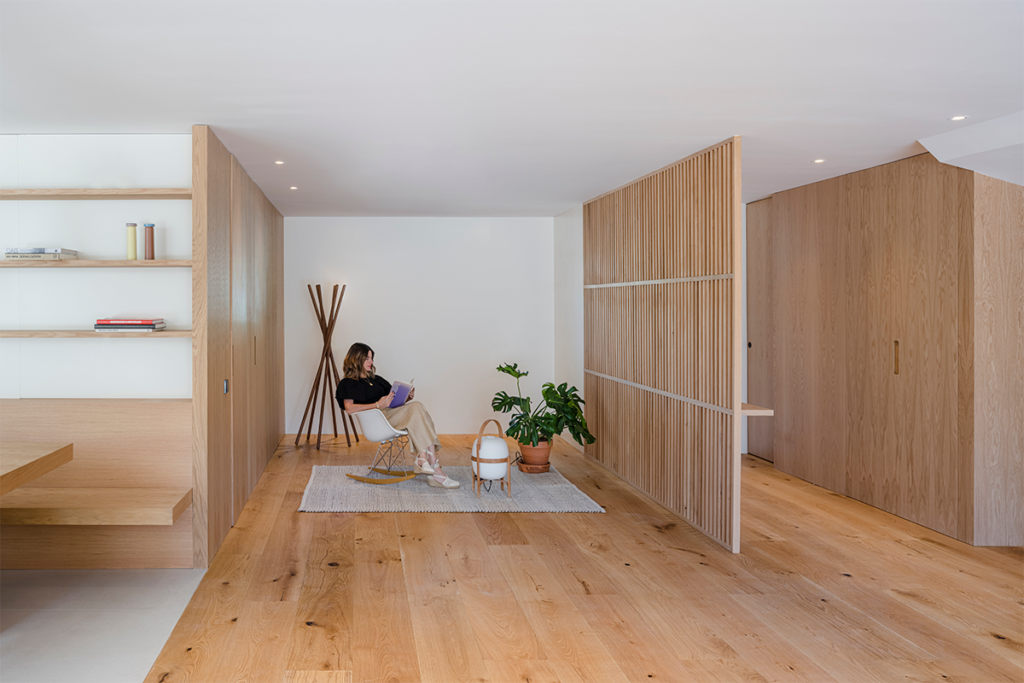 La renovación de una vivienda con un diseño especial para recibir la luz natural La renovación de una vivienda con un diseño especial para recibir la luz natural