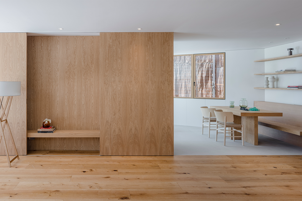 La renovación de una vivienda con un diseño especial para recibir la luz natural La renovación de una vivienda con un diseño especial para recibir la luz natural