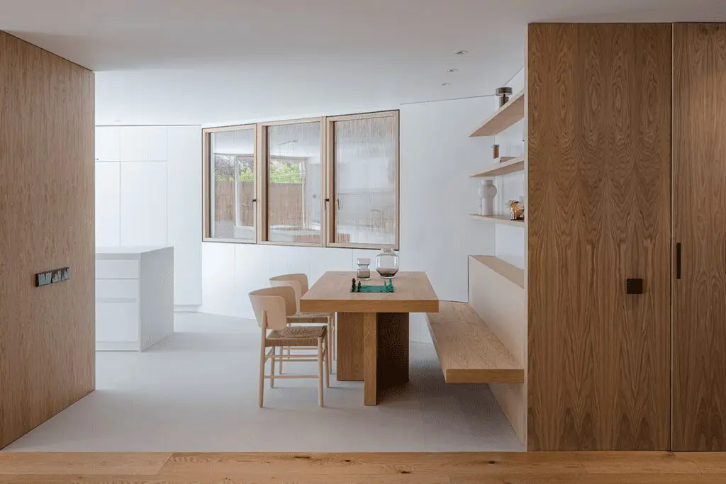La renovación de una vivienda con un diseño especial para recibir la luz natural La renovación de una vivienda con un diseño especial para recibir la luz natural