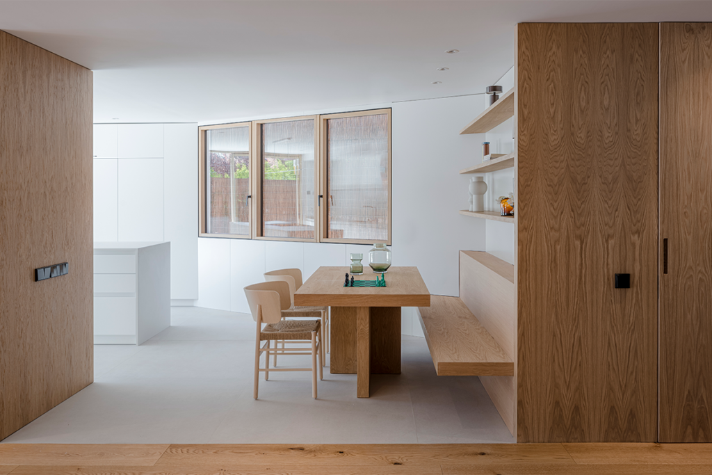 La renovación de una vivienda con un diseño especial para recibir la luz natural La renovación de una vivienda con un diseño especial para recibir la luz natural