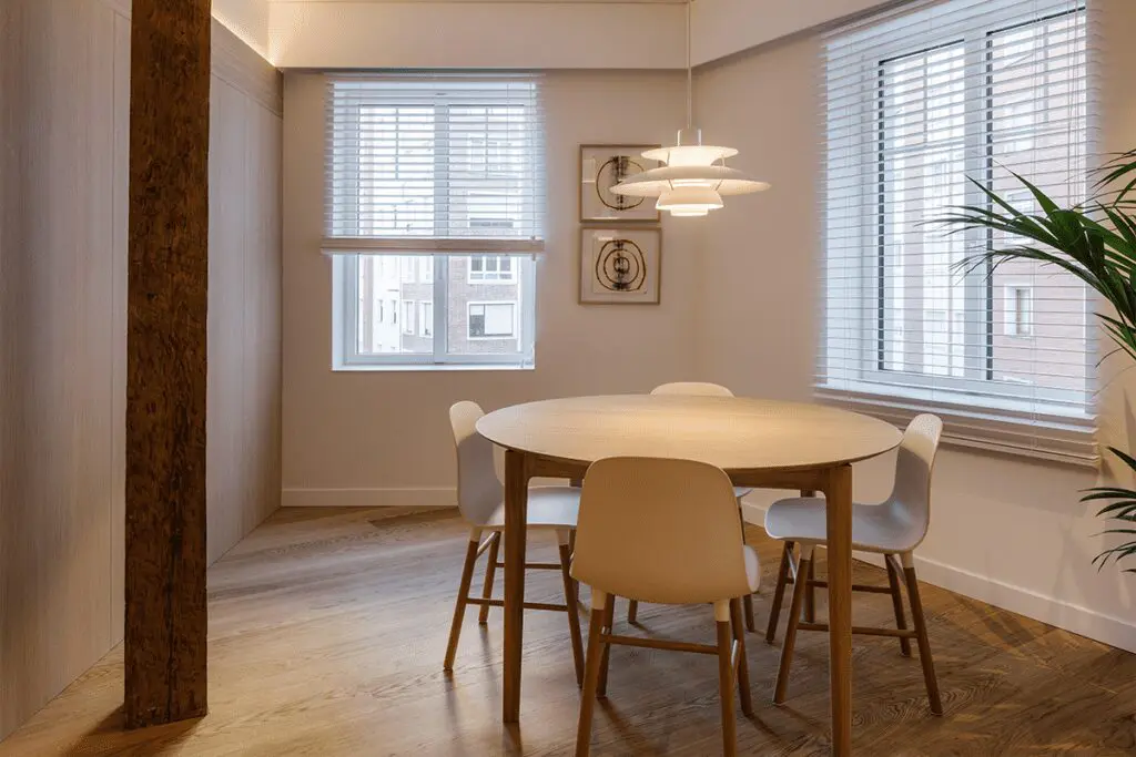 El diálogo entre lo clásico y lo contemporáneo en la arquitectura de esta vivienda en españa El diálogo entre lo clásico y lo contemporáneo en la arquitectura de esta vivienda en españa