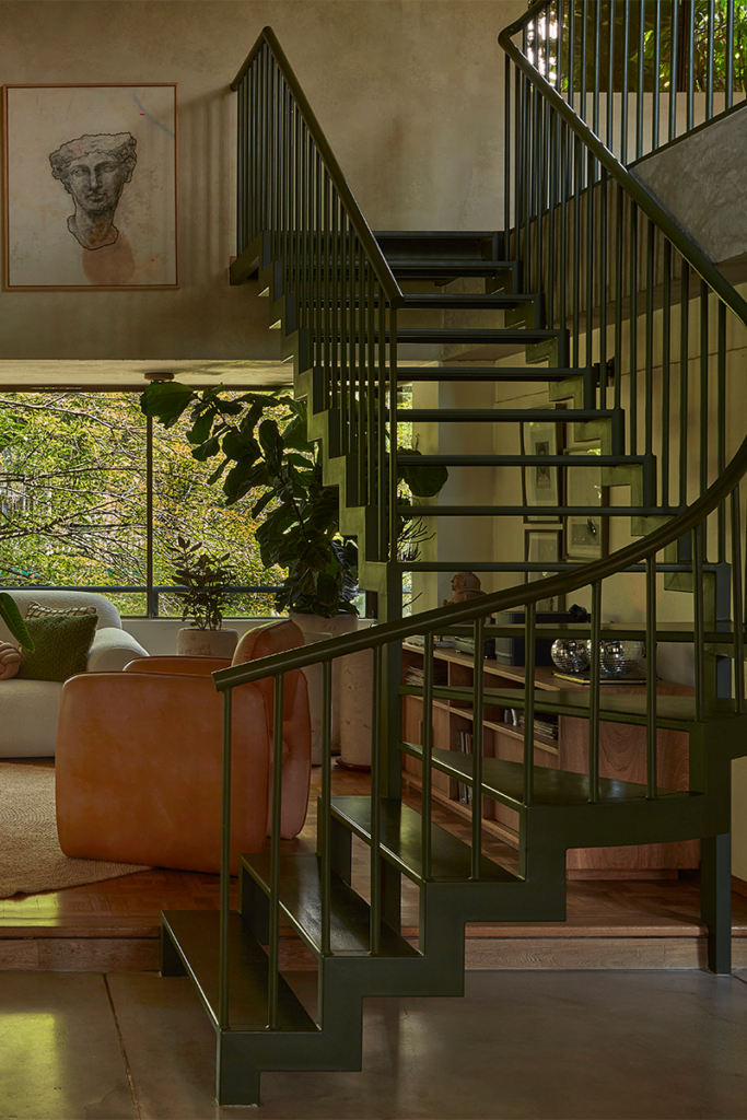 Un apartamento en medellín que mezcla elementos y materiales que dan equilibrio