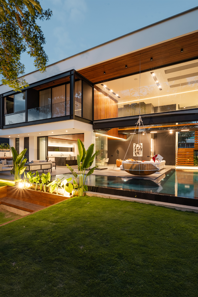 Arquitectura viva: una casa en santander donde la vegetación es protagonista