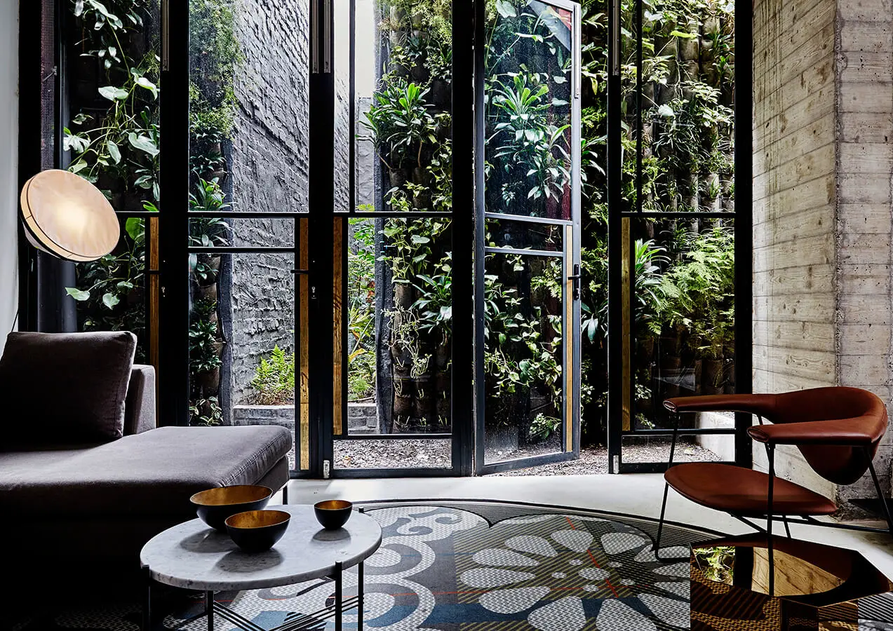 Naturaleza flotante en esta cabaña considerada patrimonio arquitectónico Naturaleza flotante en esta cabaña considerada patrimonio arquitectónico