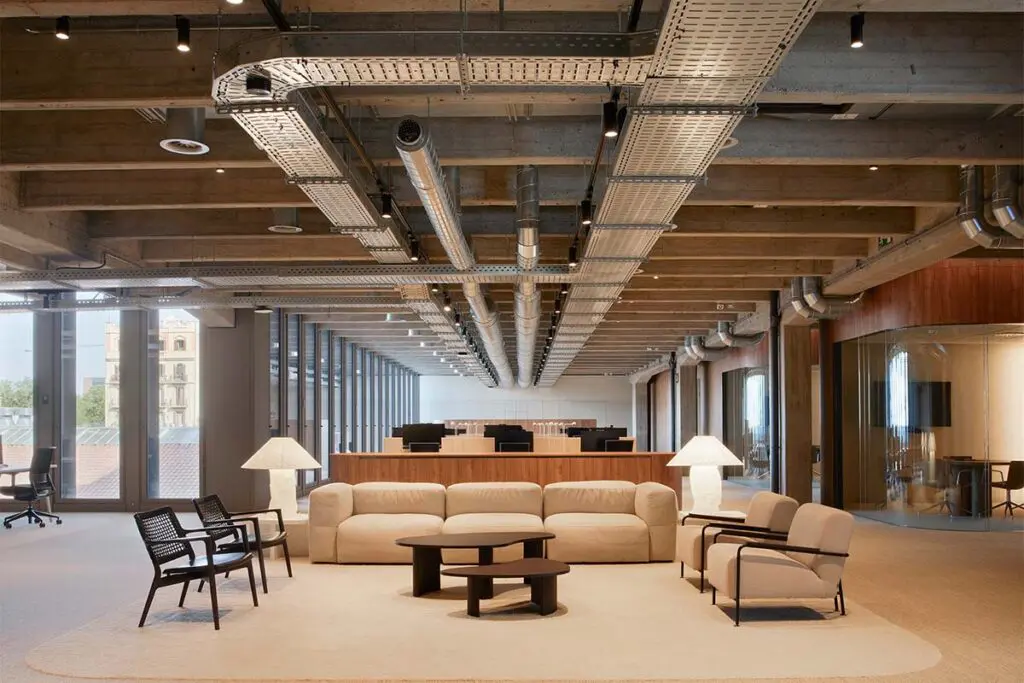 Ambientes intermedios: el secreto del diseño para lograr oficinas más productivas