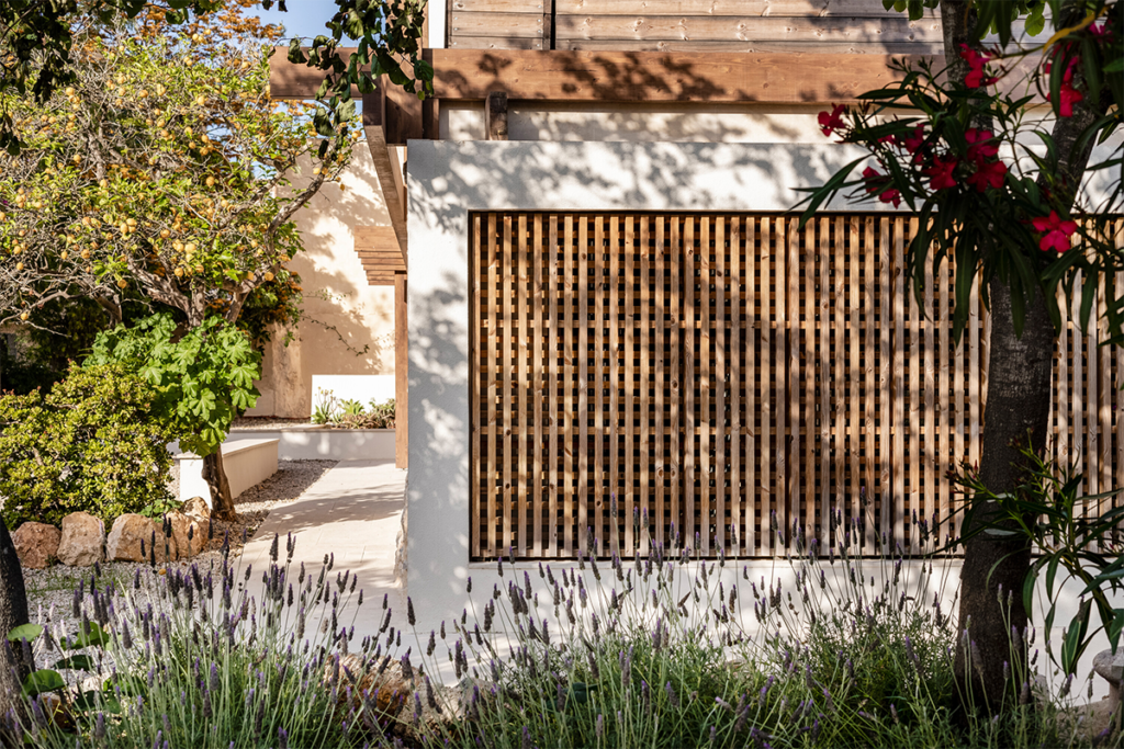 De granja a epicentro cultural: una casa renovada en el corazón de mallorca