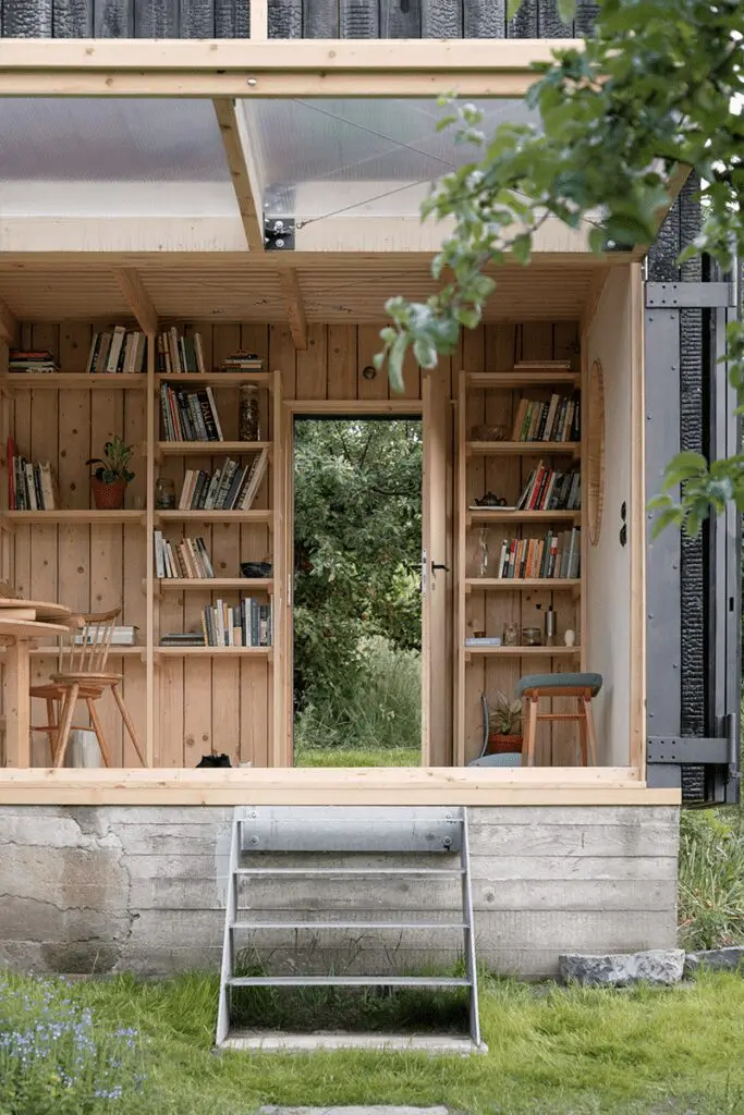 Un pequeño edificio que es un jardín y al mismo tiempo un lugar de reposo