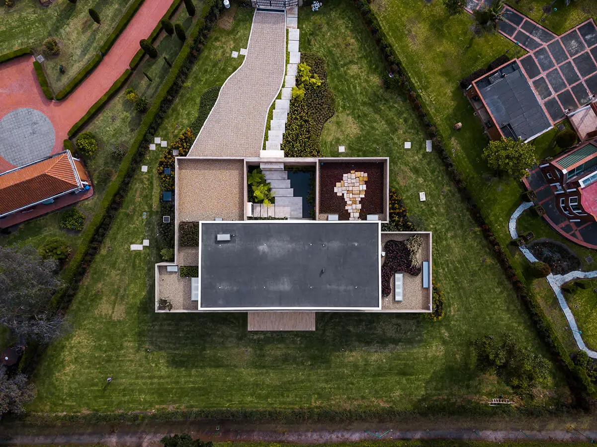 Esta casa ideal está compuesta por concreto, madera y ladrillo Esta casa ideal está compuesta por concreto, madera y ladrillo