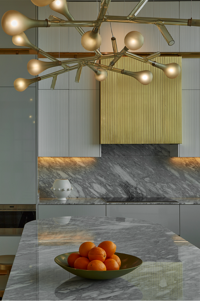 Un apartamento en cartagena que impacta los sentidos y cuyo diseño cobra vida