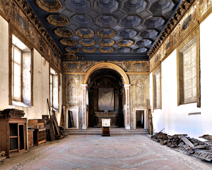 Fotografía de interiores por Massimo Listri, Capilla de la visitación.