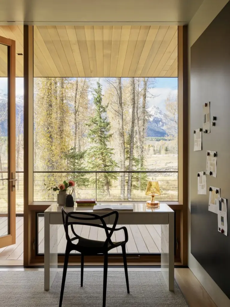 Una casa de campo en estados unidos construida en una propiedad arbolada de 7,3 hectáreas