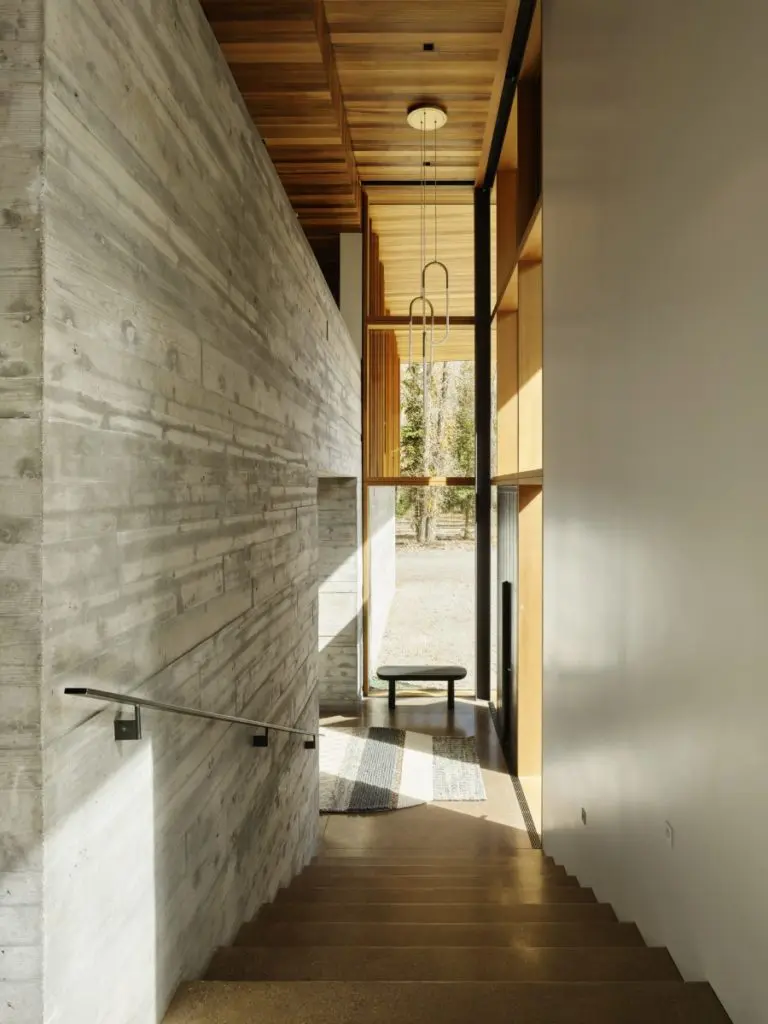 Una casa de campo en estados unidos construida en una propiedad arbolada de 7,3 hectáreas