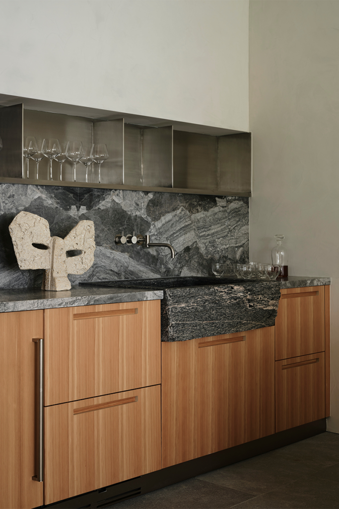 La renovación de esta casa en toronto tiene un estilo atemporal y meticuloso