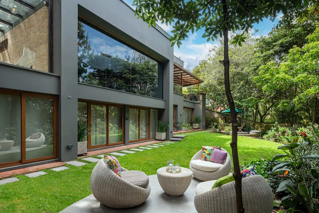 Esta casa en bogotá tiene una arquitectura en constante evolución
