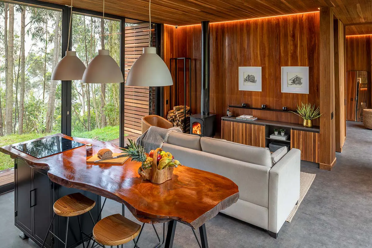 Ubicada en tabio, cundinamarca, la ‘casa ó’ es una ‘caja metálica’ Casa ó - tabio