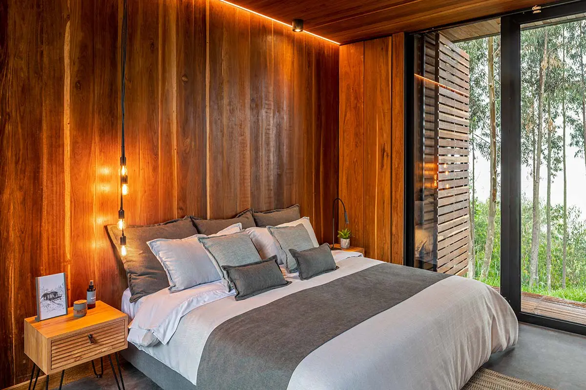 Ubicada en tabio, cundinamarca, la ‘casa ó’ es una ‘caja metálica’ Casa ó - tabio