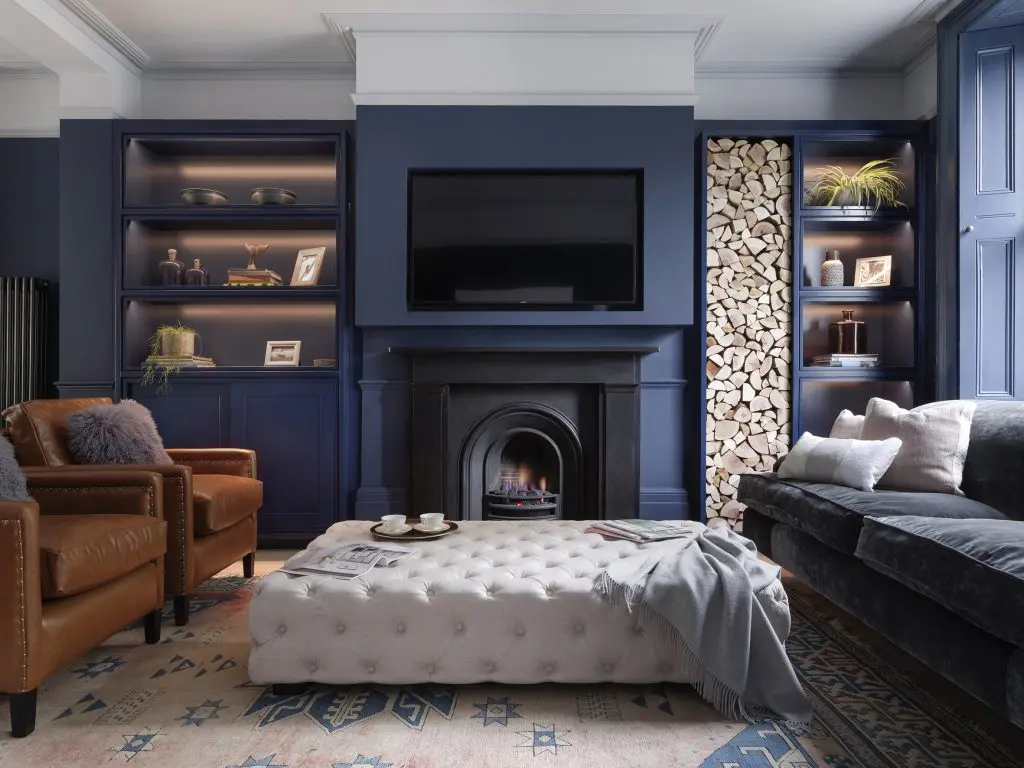 Sala de tv de casa victoriana