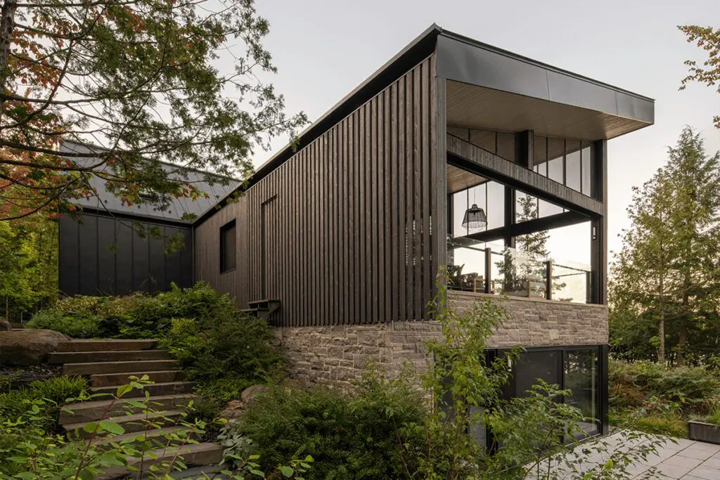 Esta casa es una obra de arte en forma de a que redefine la vida en el campo
