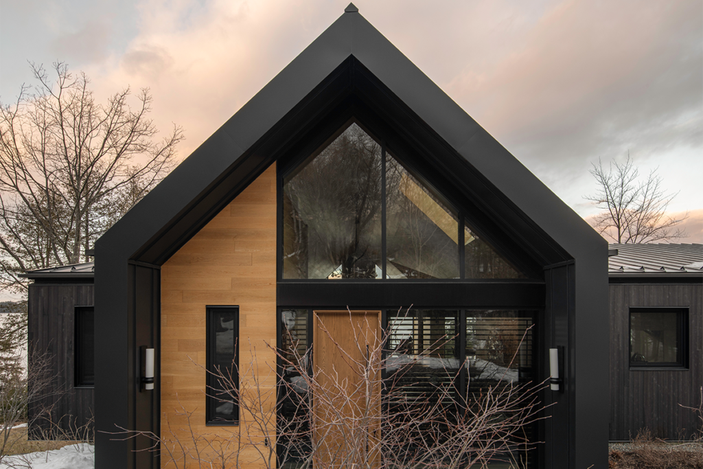 Esta casa es una obra de arte en forma de a que redefine la vida en el campo Esta casa es una obra de arte en forma de a que redefine la vida en el campo