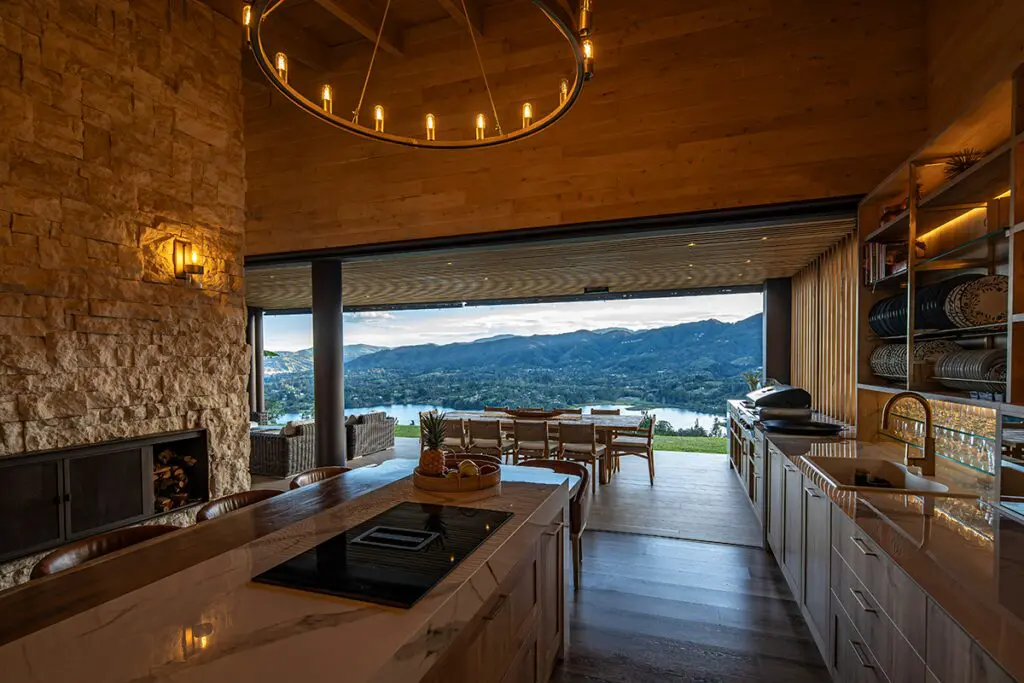 Una arquitectura sensible y cuidadosa en esta casa a las afueras de medellín Una arquitectura sensible y cuidadosa en esta casa a las afueras de medellín