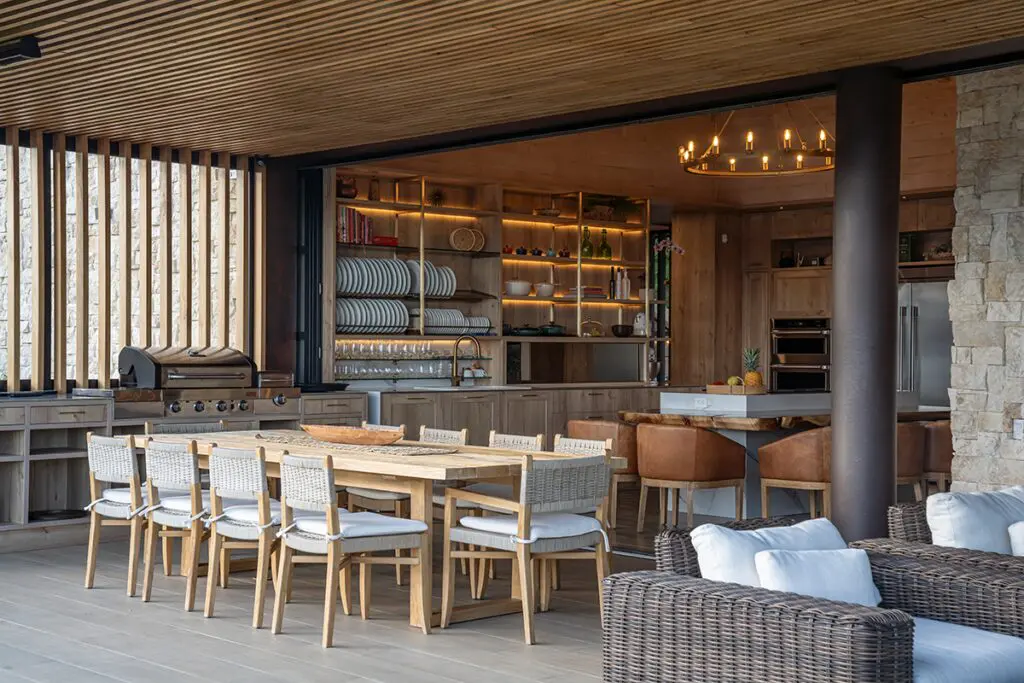 Una arquitectura sensible y cuidadosa en esta casa a las afueras de medellín Una arquitectura sensible y cuidadosa en esta casa a las afueras de medellín