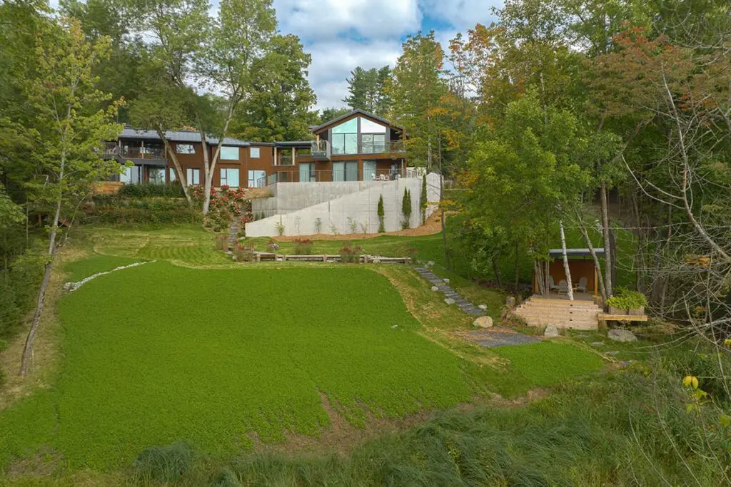 Gracias a su arquitectura, esta casa en canadá se convirtió en un mirador especial
