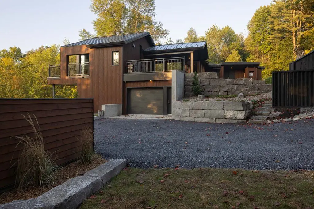 Gracias a su arquitectura, esta casa en canadá se convirtió en un mirador especial