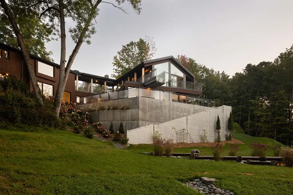 Gracias a su arquitectura, esta casa en canadá se convirtió en un mirador especial