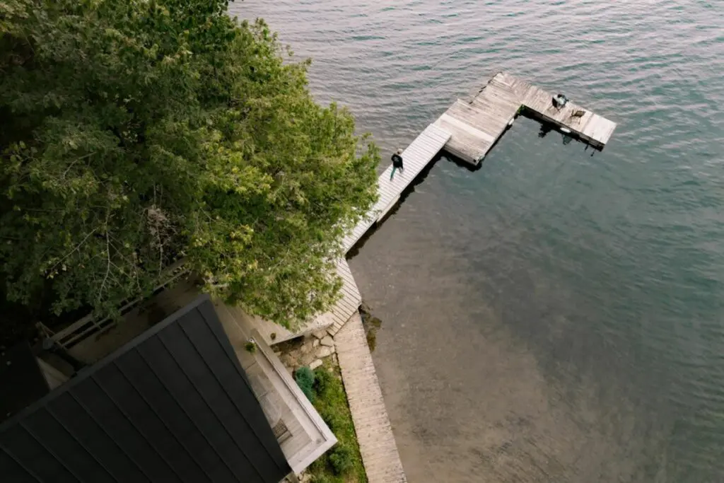 Un elogio a la transformación de espacios: casa chalet a en canadá Un elogio a la transformación de espacios: casa chalet a en canadá