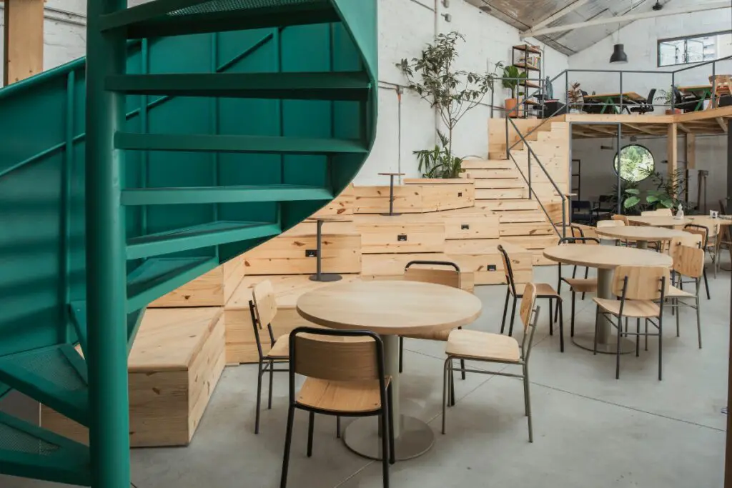Arquitectura dentro de arquitectura: el ‘coworking’ que funciona en una bodega