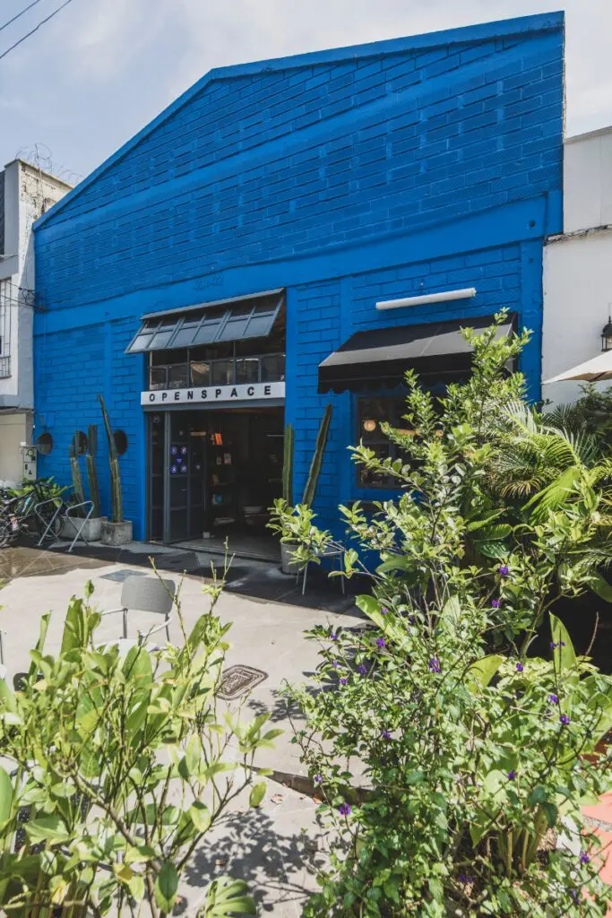 Arquitectura dentro de arquitectura: el ‘coworking’ que funciona en una bodega