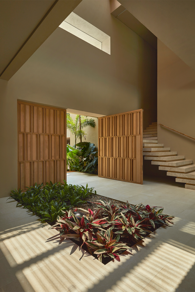 Esta casa en colombia tiene una arquitectura sencilla, sostenible y ancestral