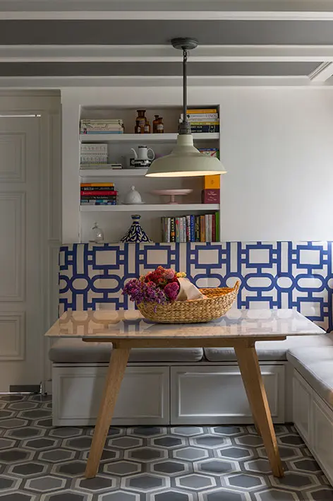 Cómo decorar una casa en la ciudad y convertirla en un refugio frente al mar Cómo decorar una casa en la ciudad y convertirla en un refugio frente al mar