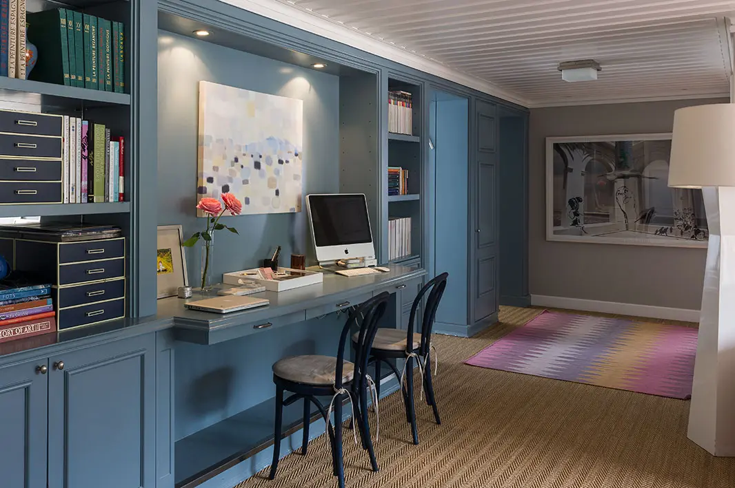 Cómo decorar una casa en la ciudad y convertirla en un refugio frente al mar Cómo decorar una casa en la ciudad y convertirla en un refugio frente al mar