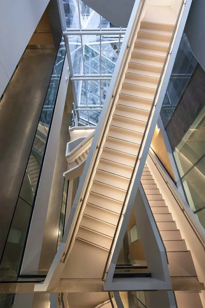 La innovación y la atemporalidad, las cualidades del nuevo edificio hec montréal