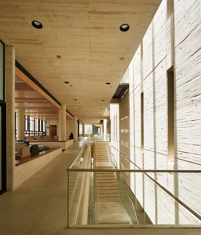 El campus de enfermería de la universidad nacional está diseñado por un egresado El campus de enfermería de la universidad nacional está diseñado por un egresado