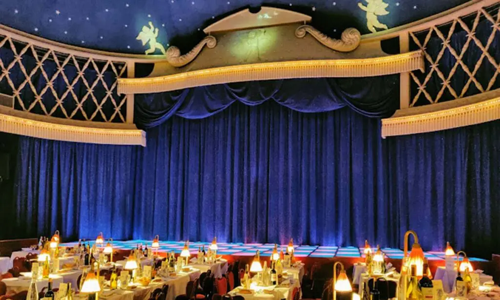 Clásica, elegante y estética: así es la arquitectura en ‘emily in paris’