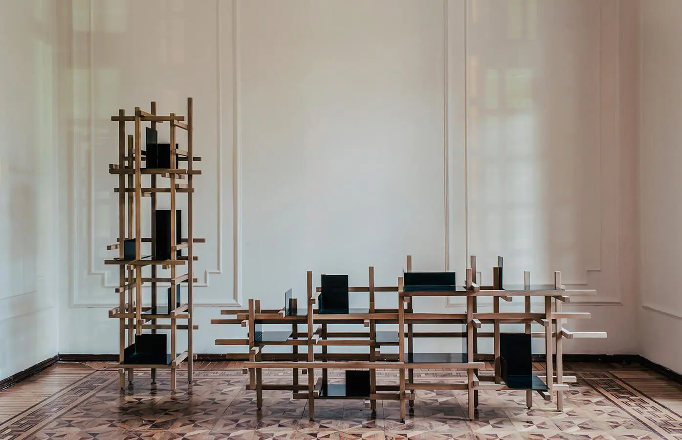 Cápsula de diseño: biblioteca trama de héctor esrawe Cápsula de diseño: biblioteca trama de héctor esrawe