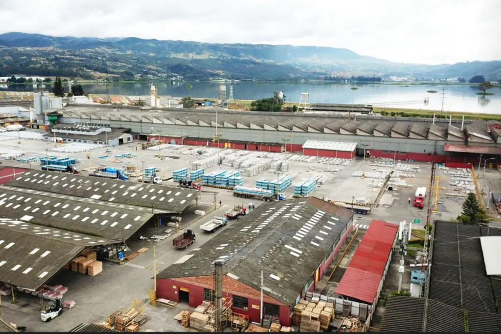 Eternit le apuesta a la sostenibilidad en sus 80 años