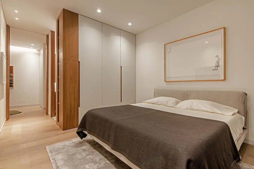 El ladrillo ‘tabique’ es el recurso principal de fiohré apartamentos