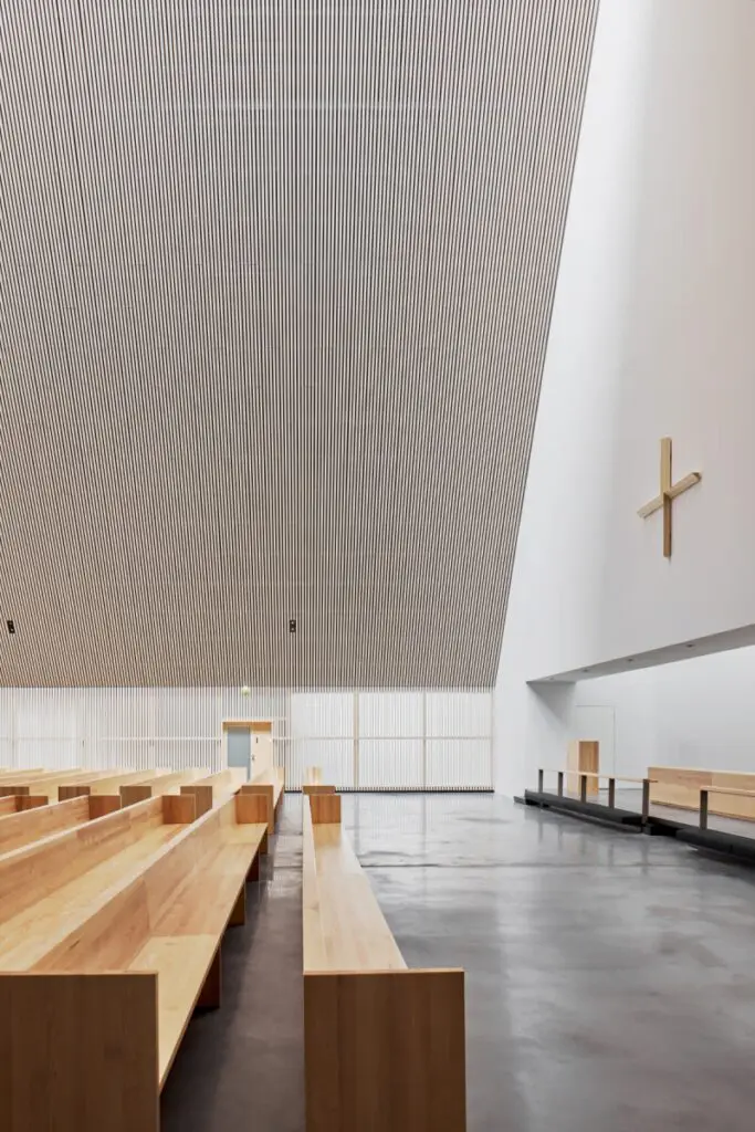 La nueva arquitectura de la iglesia de ylivieska, en finlandia, destruida por un incendio en 2016 Arquitectura finlandesa