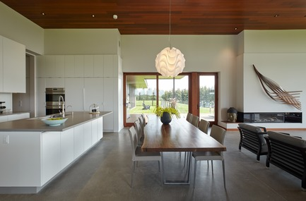 Una granja y casa de campo familiar de diseño contemporáneo